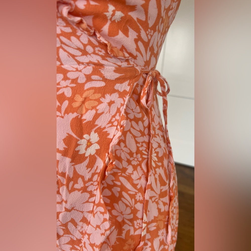 MinkPink Size XS Marli Midi Floral Wrap Dress - Picture 7 of 8